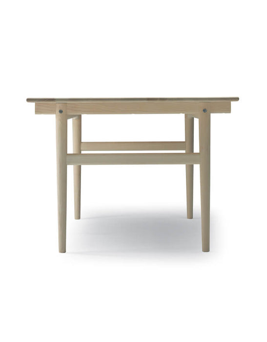 Aktion Setpreis Stühle CH24 und Carl Hansen Tisch CH 327 by Hans Wegner in Teakholz